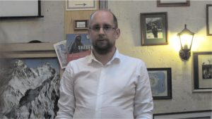 Dr Nic Rawlence
